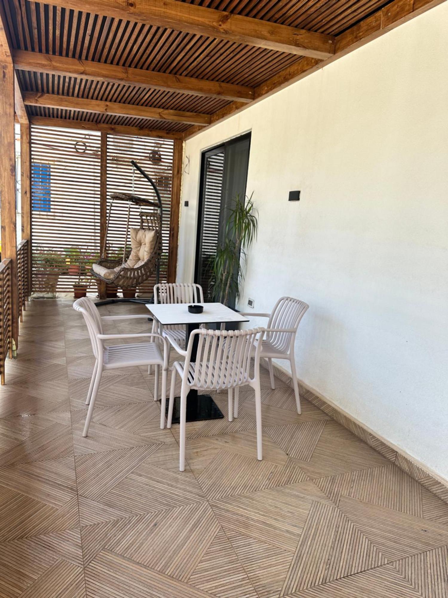 Seahana Apartment Himare Eksteriør bilde
